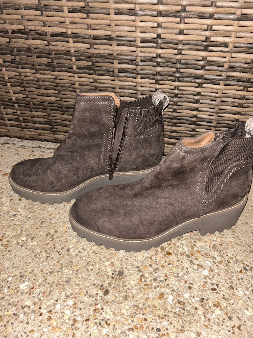 Universal Thread Dark Brown Suede Wedge Ankle Booties